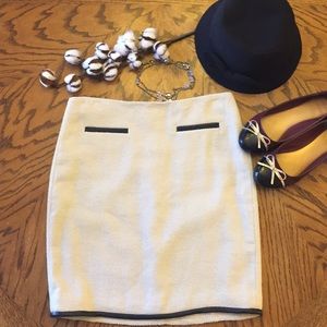 Stylish Ann Taylor work skirt